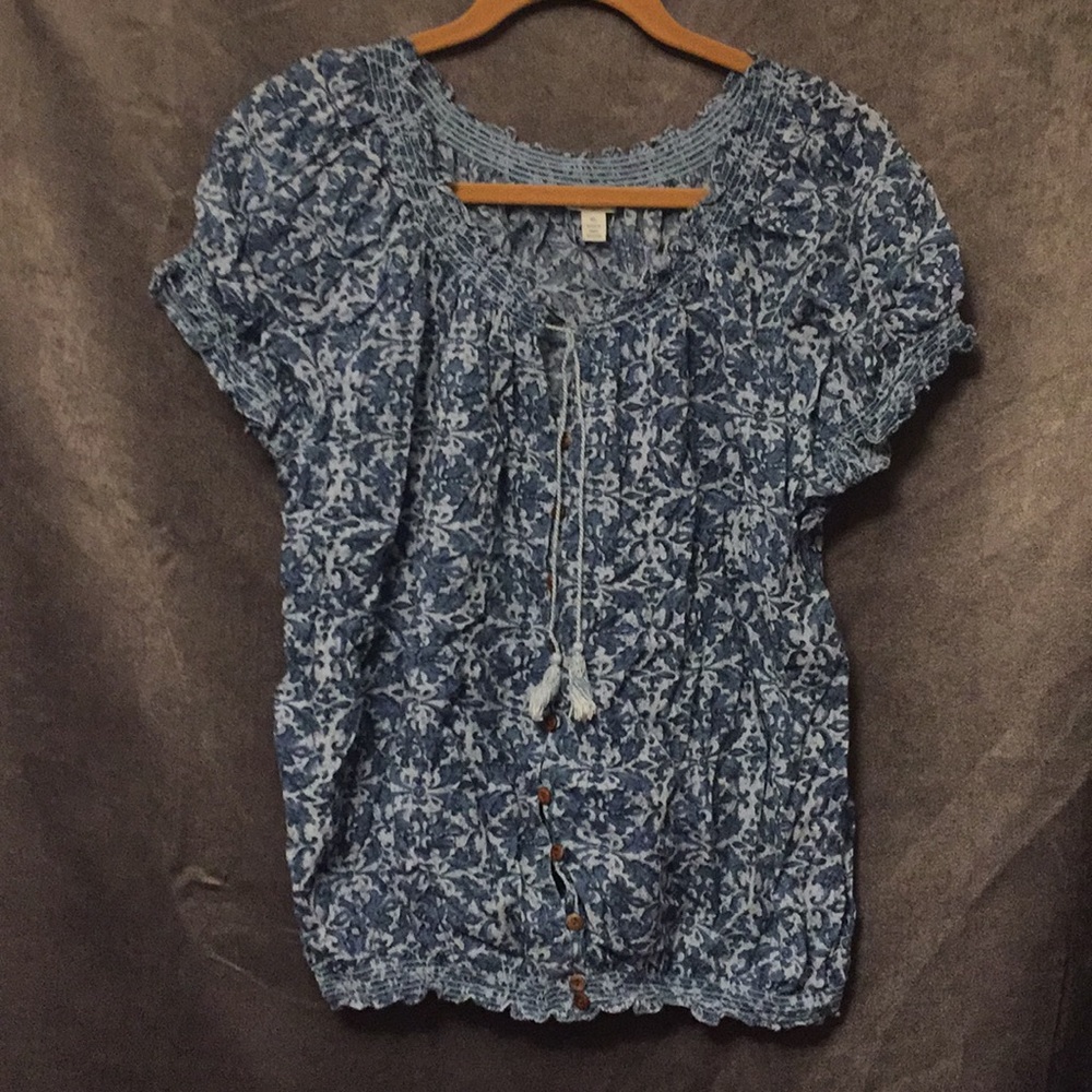 Relativity blue and white floral top